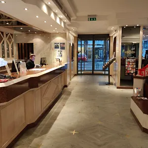 Western Royal Centre בריסל