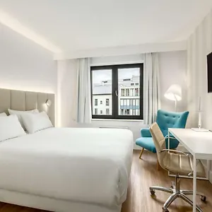 Nh Grand Place Arenberg Hotell