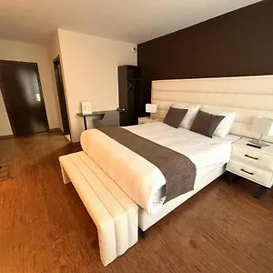Escale Hotell